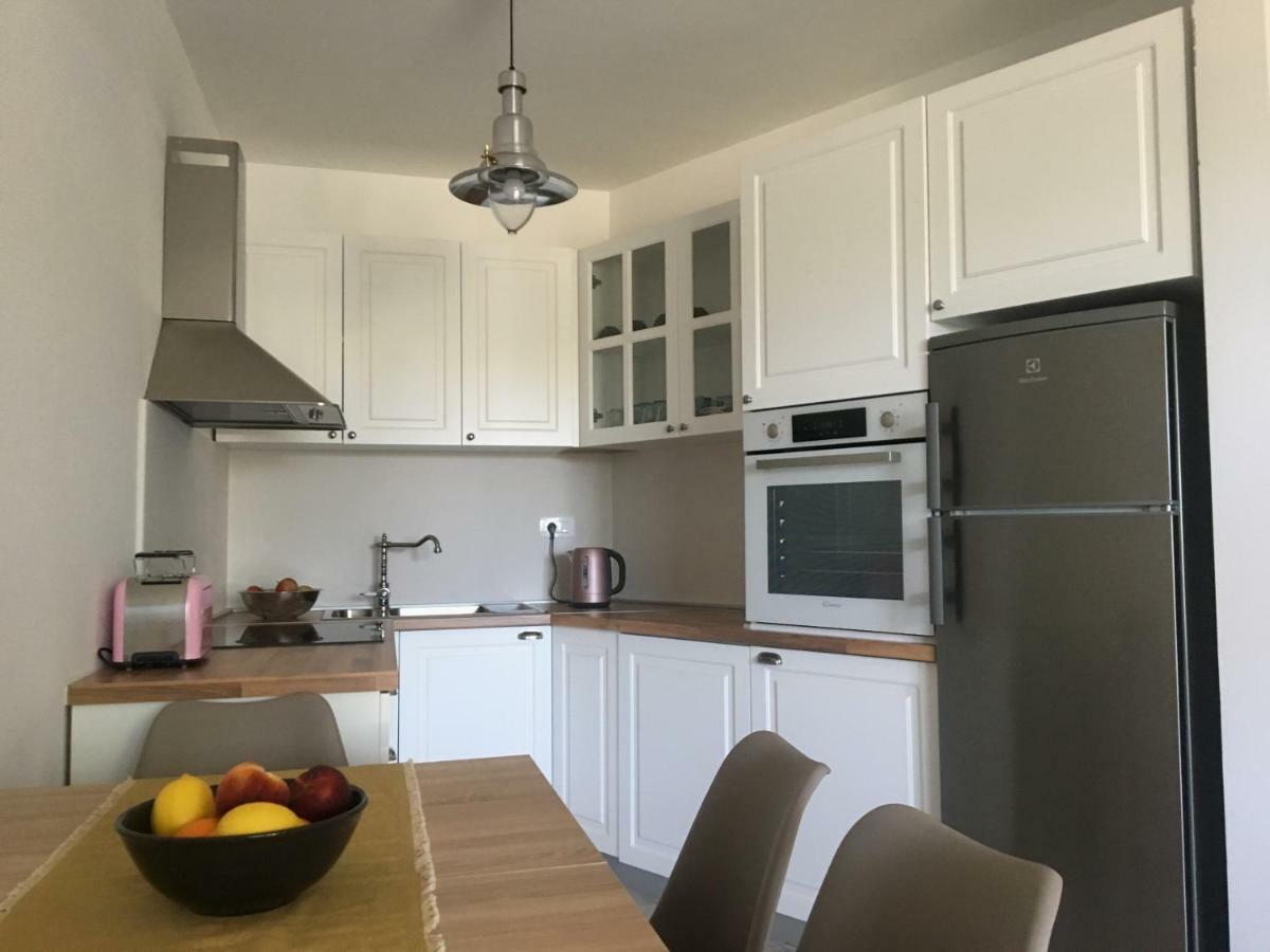 Holly Apartman Umag Exterior foto